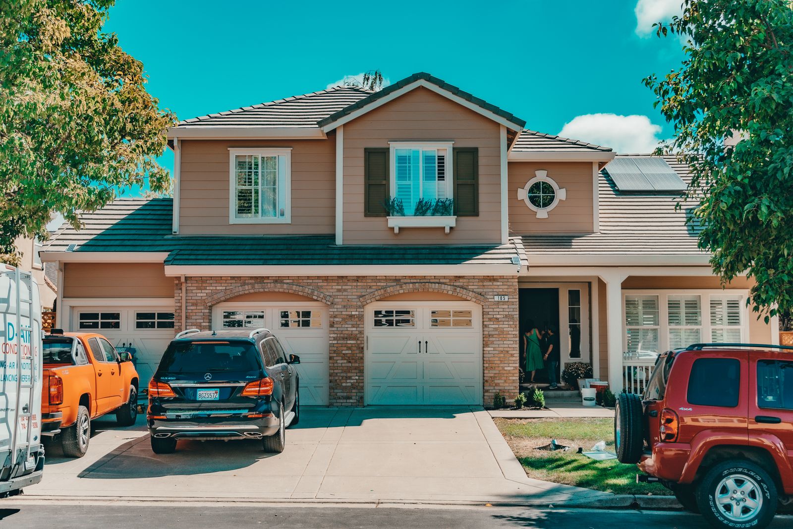 A residential street in Cedar Park, Texas